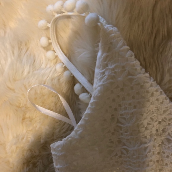 Pom Top - Picture 3 of 3